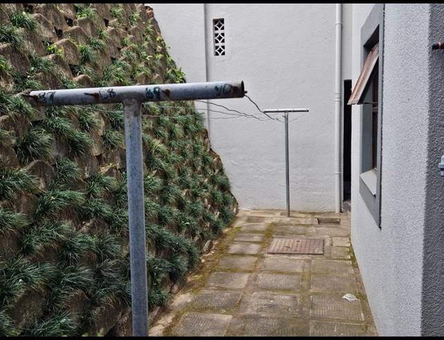 1 BEDROOM APARTMENT FOR SALE IN OVERPORT